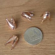 2 ADET PEMBE ALTIN RENGİ İNCE METAL 4 YAPRAKLI KAPSÜL BONCUK VEYA PÜSKÜL KAPAĞI ROSE GOLD COLOR