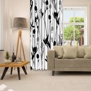 Henge Baskılı Çizilmiş Çiçek Modeli Üzerinde Yonca Siluetleri Desenli Tek Kanat 150x160 cm Fon Perde