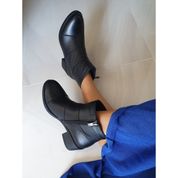 Topukla 046 7030 Siyah Deri Yarım Kadın Bot