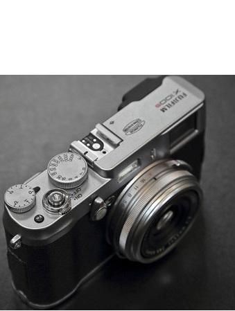 極上品★★★FUJIFILM デジタルカメラ X100S F FX-X100S Amazon | FUJIFILM デジタルカメラ X100S 1630万画素 F FX-X100S