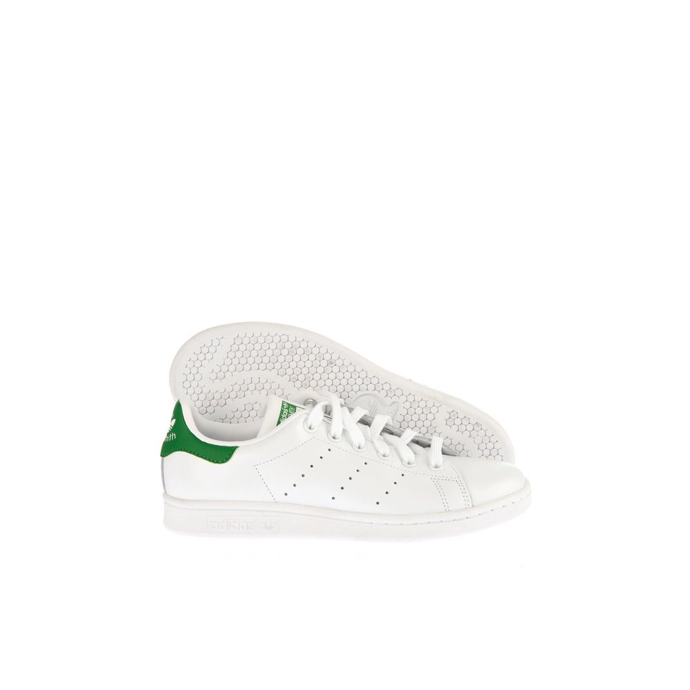 b24105 stan smith