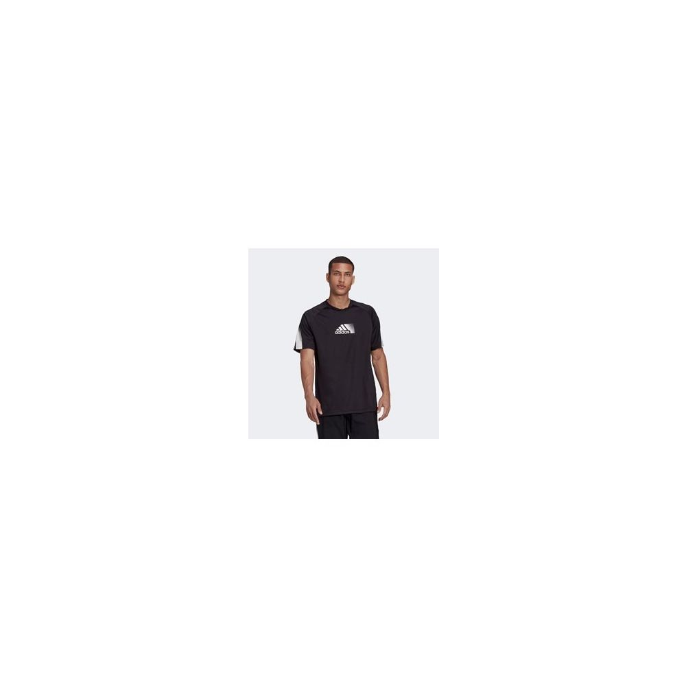Adidas Gr9679 Erkek Günlük T-Shirt Fiyatları