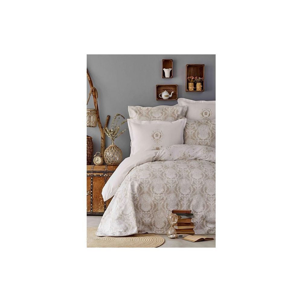 Karaca Home Quatre Deluxe Gold Yatak Ortusu Set Altin Fiyatlari