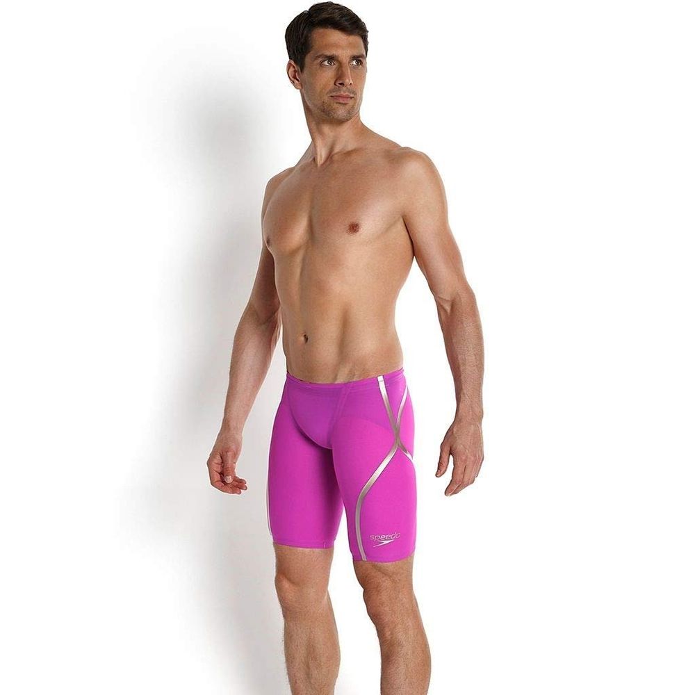 LZR Racer в 2008 году на пловцах