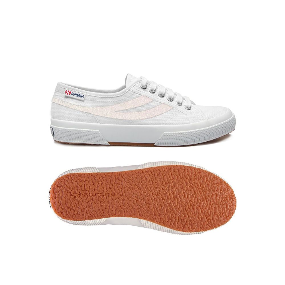 Beyaz superga hotsell