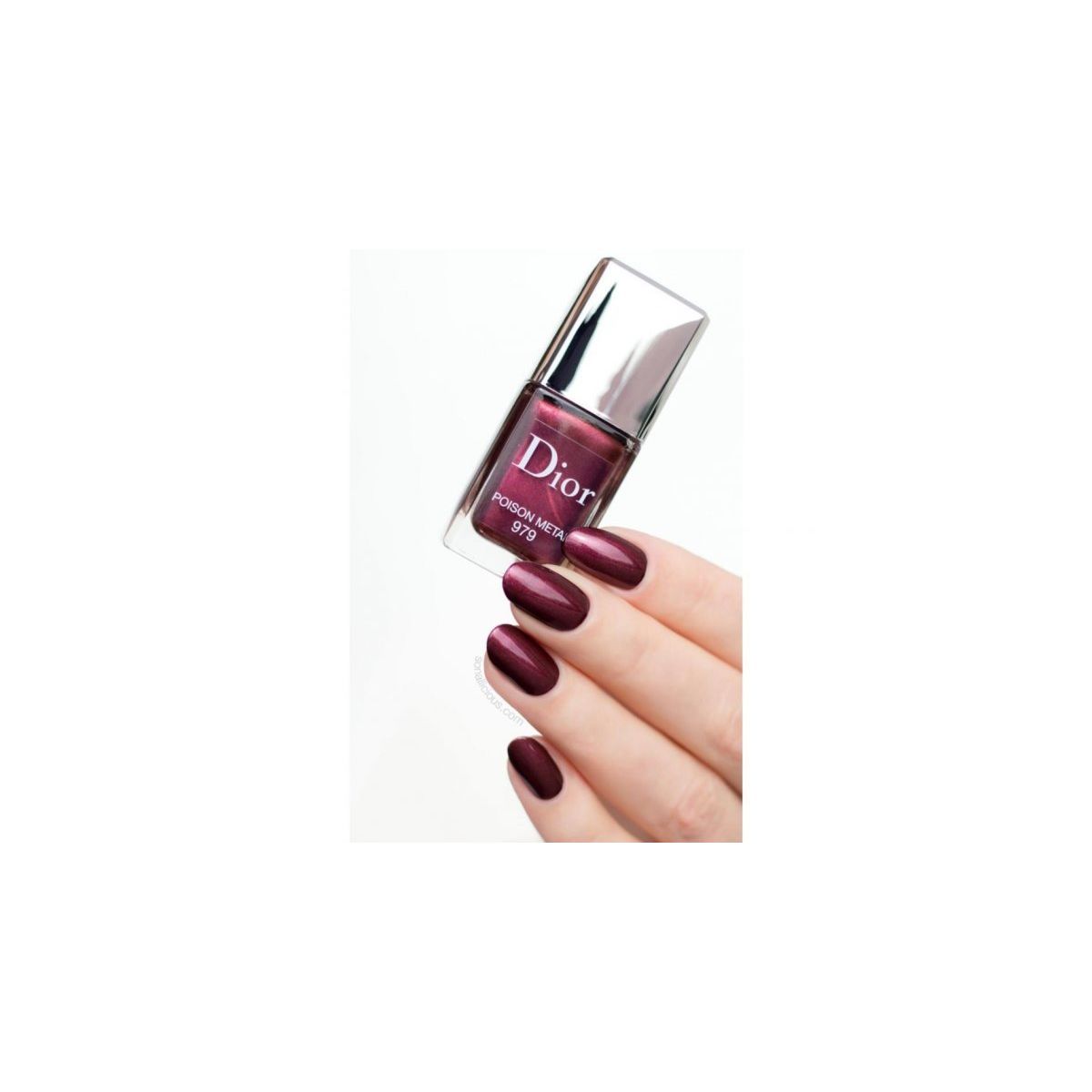 Dior Vernis 979 Poison Metal Oje Fiyatlar ve Modelleri