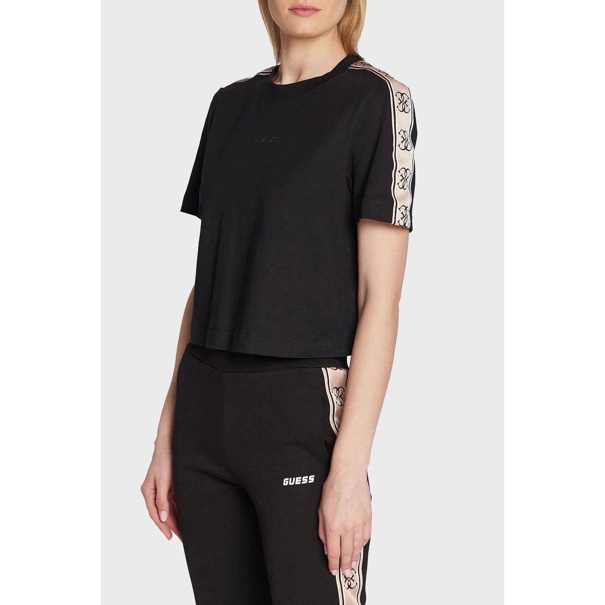 Guess Bisiklet Yaka Düz Siyah V3RI08I3Z14 Kadın T-shirt Fiyatları