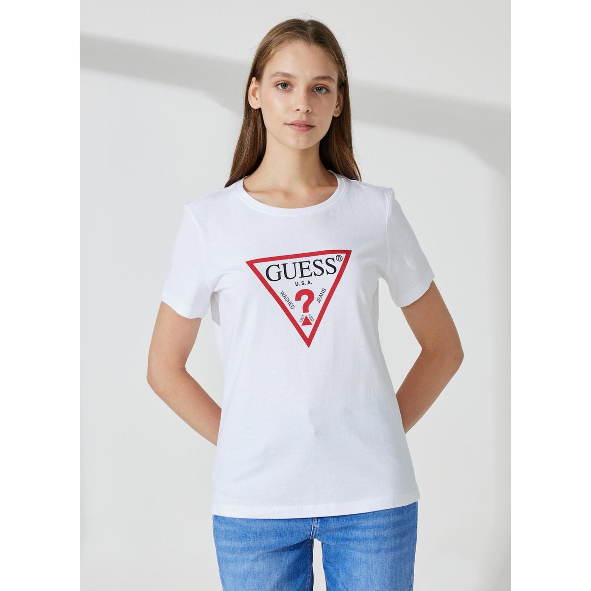 Guess Bayan T-shirt Fiyatları ve Modelleri