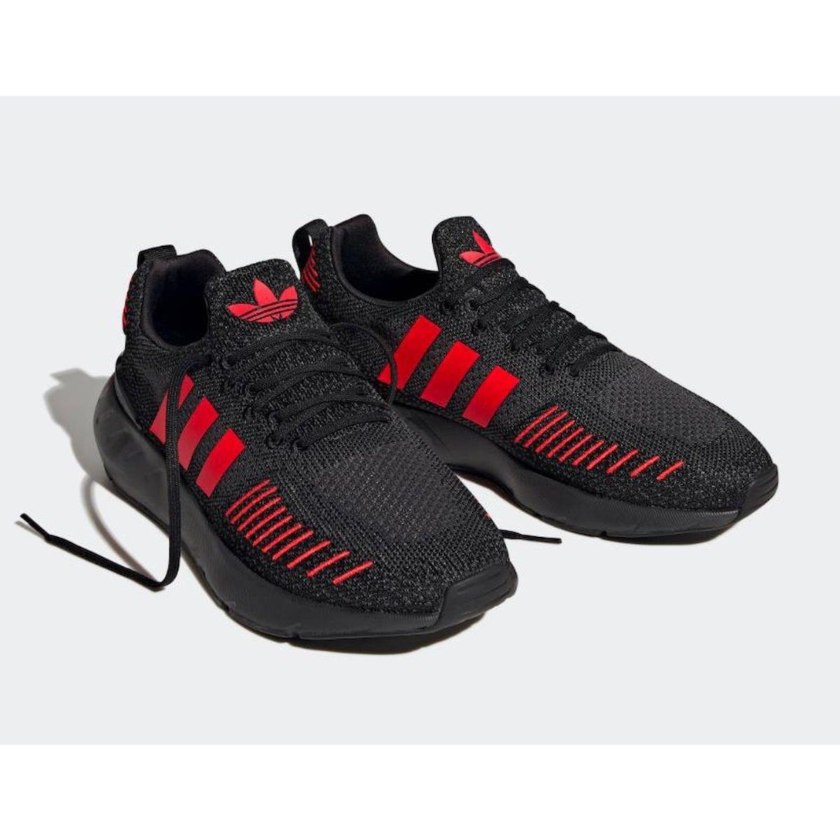 Swift run adidas negras outlet