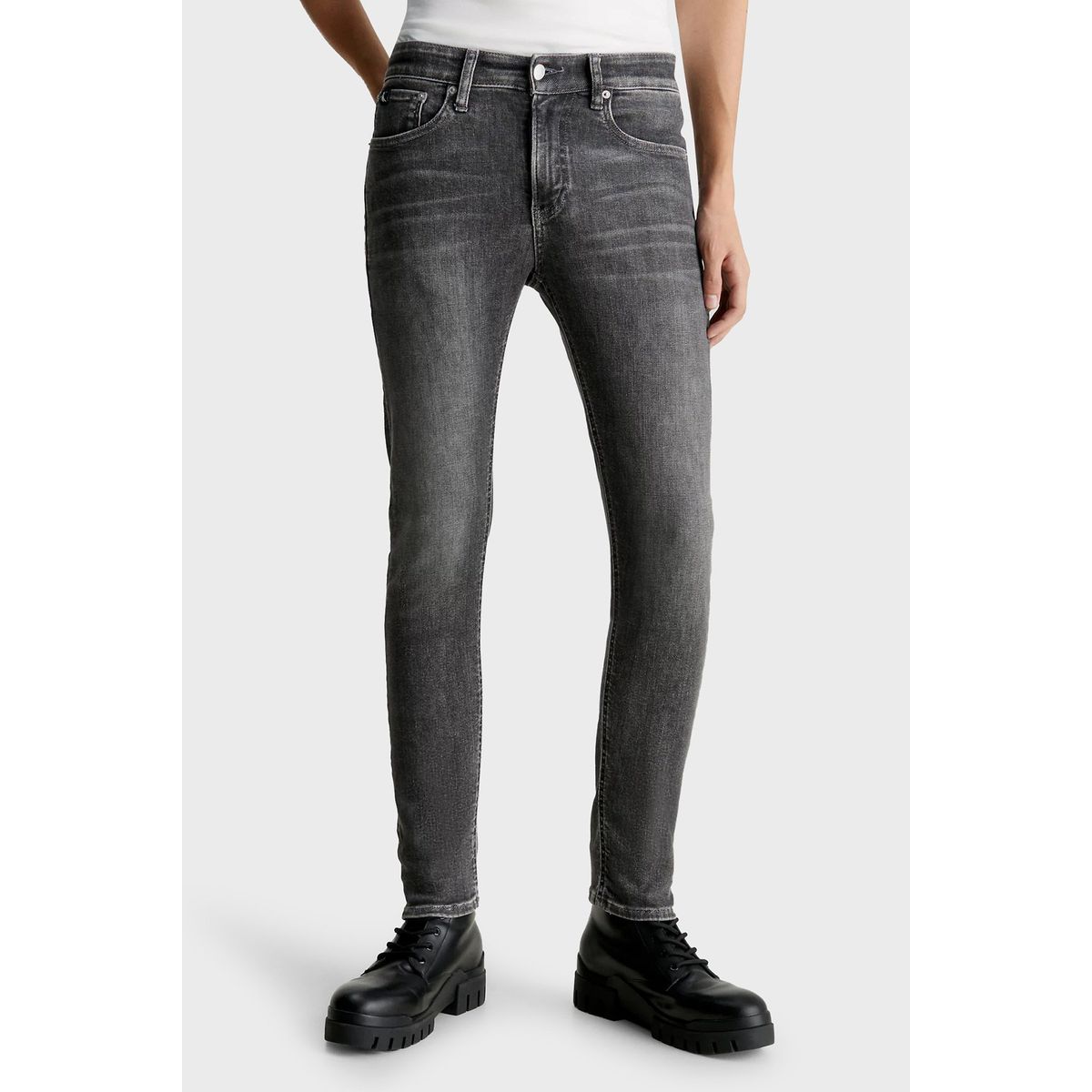 Jeans calvin klein prezzo 2025