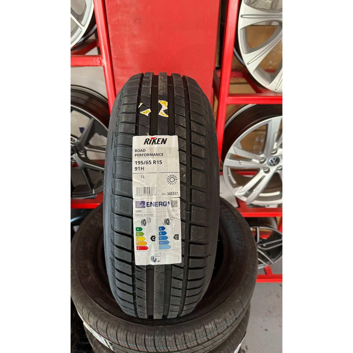 Pneumatico Estivo RIKEN 185/60 R15 84H - Performance, Sicurezza E Risparmio Carburante