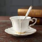 1 Fincan 1 Tabak Kemik Çini Kahve Seti Avrupa Porselen Çay Seti Basit Seramik Saksı Kremalı Şekerlik Çay Saati Demlik Kahve Fincanı Kupa Coffeeware (Yurt Dışından) - 1 Adet - Renkli - 1 lt