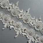 1 Yard Çözünür Yapay Elmas İnci Çiçekler Nakışlı Dantel Trim 6 cm Genişlik Vintage Örgü Dantel Kurdele Kumaş Aplike Yama Yamaları El Yapımı Düğün Dikiş Malzemeleri Kostüm Dekorasyon için El İşi