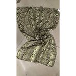 %100 İpek Saten Eşarp Yeşil Kaplan Baskı 42" x 25"