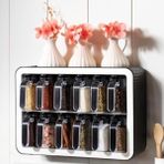 12 Li Baharat Takımı, 12 Adet Baharat Kaşığı, 24 Adet Baharat Etiketi, 1 Adet Baharat Standı
