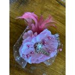 12X12 CM BONCUK VE TAŞ İŞLEME TÜĞLÜ PEMBE GÜL BROŞ YAKA İĞNESİ TÜRBAN İĞNESİ