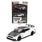 1:64 Mini Gt Nissan GT-R Nismo (R35) 2024 Brilliant White Pearl Diecast Model Araba MGT01045-BL