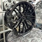 17'' 4X100 Arceo Valencia Glossy Black Jant Modeli