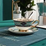 17 Lüks Kemik Çini Kahve Fincanı ile Fincan Tabağı Kaşık Ingiliz Porselen Çay Bardağı Boyalı Çiçek Kuş Seramik Cafe Kupa Drinkware Hediye (Yurt Dışından) - 1 Adet - Renkli - 1 lt