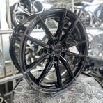 18'' 5X112 Arceo Monaco Glossy Black Jant Modeli