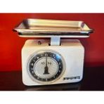 1960’LAR Stube Antika Mutfak Terazisi 21 cm Yüksekliğinde
