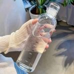 2407 Borosilikat Cam Su Şişesi - Su Içme Saatli Dereceli Matara Suluk - Başucu Sürahisi Şeffaf 750 ml