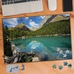 245 Yüksek Dağlar Ortasında Mavi Göl 240 Parça Puzzle Yapboz Tablo