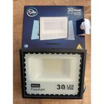 30 W YÜKSEK LÜMEN SLİM LED PROJEKTÖR