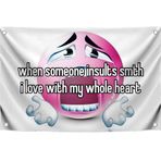 3x5 Feet Emodji Alıntı Bayrak "When Someone Insults Smth I Love With My Whole Heart" Dört Pirinç Halkalı - Duvar Dekorasyonu için Ağlayan Emoji Afişi - Bayraklarda Komik Ev Duvar Süslemeleri