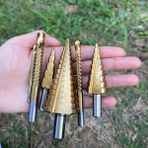 6 Adet Kutu Yok 7/3/1 Adet Hss Adım Matkap Ucu Setleri Düz Oluk Titanyum Kaplamalı Koni Delik Kesici Otomatik Merkezi Punch Spiral Büküm Testere Matkap Ucu (Yurt Dışından) - Renkli