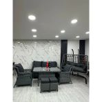 7 Kişilik Rattan Bahçe Balkon Teras Oturma Grubu Antrasit Minderli (3+1+1) 80X140 Cm Masa, 2 Adet Puf Ve 2 Kişilik Rattan Salıncak Seti - Antrasit Gri
