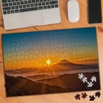 75218 Dağların Arkasında Batan Günşe 240 Parça Puzzle Yapboz