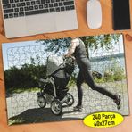 83240716 Bebeğiyle Yürüyüş Yapan Kadın 240 Parça Puzzle Yapboz