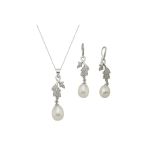 8,5 Mm Yaprak Taşlı Doğal İnci Sallantılı Küpe Kolye İkili Set