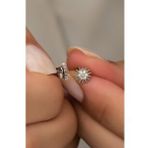 925 Ayar Gümüş Minik Zirkon Taşlı Güneş Küpe