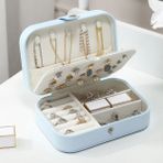 About The Perfect Mavi 3 Bölmeli Dikdörtgen Takı Kutusu, Seyahat ve Düzen Için Ideal Organizer