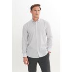 AC&Co / Altınyıldız Classics Erkek Açık Gri %100 Pamuk Slim Fit Dar Kesim Düğmeli Yaka Gömlek
