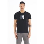Air Jones 88219 Siyah Ön Baskı Detaylı Standart Kalıp O Yaka Erkek T-shirt