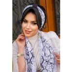 Aişe tesettür Siyah Beyaz Batik Desen Fularlı Şapka Bone