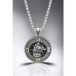 Ak Store Silver Gümüş Kaplama K-143 Paslanmaz Kromix Erkek Kolye Madalyon Grek Bordürlü Pusula Ve Korsan Gemi