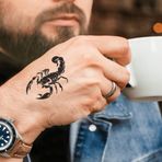Akrep dövmesi – Temporalis® | Geçici dövme, vegan ve suya dayanıklı – AB sertifikalı kozmetik ürün – 1 ila 2 hafta kalıcı [ Gerçekçi akrep ]