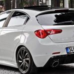 Alfa Romeo Giulietta Yan Marşpiyel (plastik)