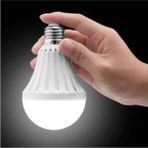 Almina Şarjlı LED Ampul 15W Şarjlı LED Ampul Almina