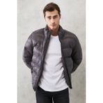 Altınyıldız Classics Erkek Antrasit Standart Fit Normal Kesim Soğuk Geçirmez Casual Mont