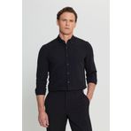 ALTINYILDIZ CLASSICS Erkek Siyah Slim Fit Dar Kesim Düğmeli Yaka Armürlü Gofre Desenli Gömlek