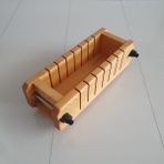 Anadolu Ağaç Dekoratif Ürünler 24 cm Ahşap Koruyuculu Baton Sabunkalıbı 8x7 Ebat 3cmdilimli - 24X8X7