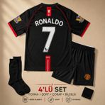 Andream Manchester United Ronaldo 7 Çocuk Futbol Forması Forma Şort Çorap Bileklik 4 Parça Siyah - 7 - 8 Yaş