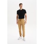 Ar-ma Erkek Eşofman Alti Baskisiz Basic Yandan Fermuar Cepli Arkadan Cepsiz Lastikli Dar Paça Örme Kumaş Regular Fit%70 Pamuk%30 Polyester 30/1 Şardonlu Üç İplik K30174681702 Kahverengi-K5