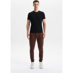 Ar-ma Erkek Eşofman Alti Baskisiz Basic Yandan Fermuar Cepli Arkadan Cepsiz Lastikli Dar Paça Örme Kumaş Slim Fit%80 Pamuk%14 Polyester%6 Elastan Scuba İnterlok K30174998802 Haki-H1