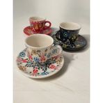 Artistic Quality Dekoratif 3 Kişilik Şık Lale Çini Tasarımlı Tamamen El Yapımı Kahve Fincan Seti - Beyaz - Siyah - Kırmızı